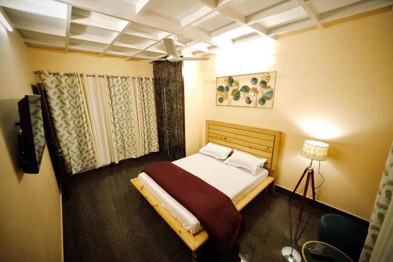 The Location, A Penthouse Hotel Dehradun Exterior foto