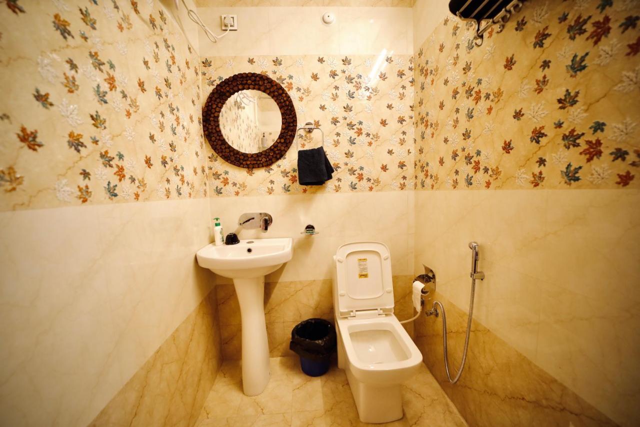 The Location, A Penthouse Hotel Dehradun Exterior foto