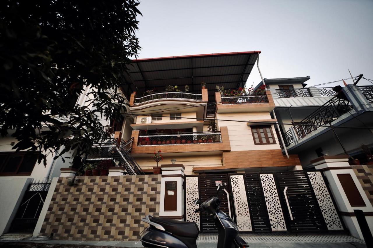The Location, A Penthouse Hotel Dehradun Exterior foto