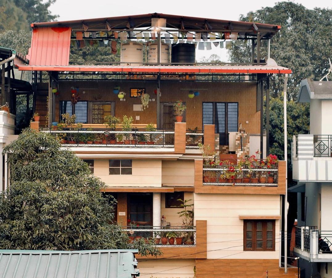 The Location, A Penthouse Hotel Dehradun Exterior foto